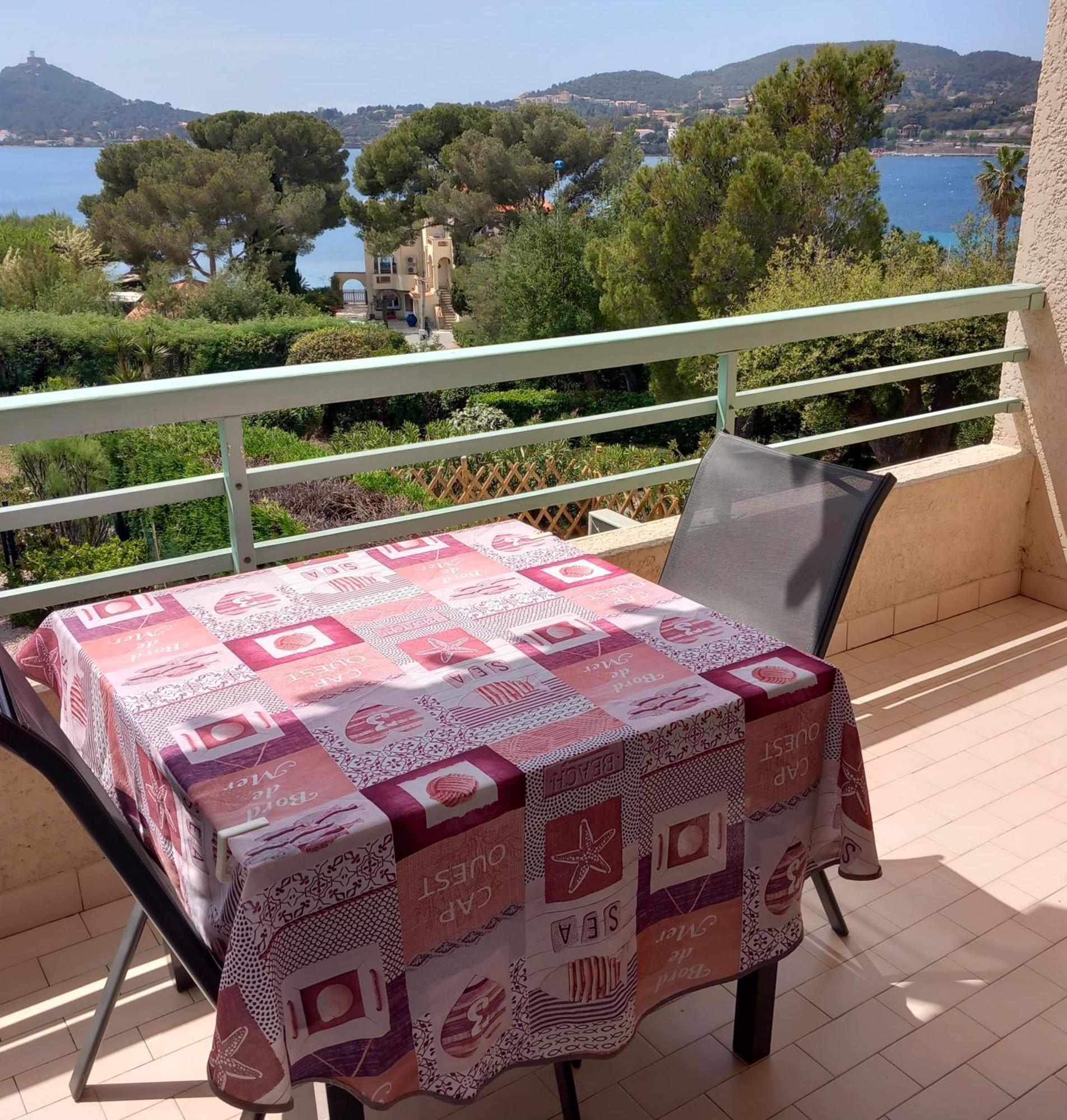 Appartement Vue Mer Piscines Parking Les Coraux Agay Plage Сен-Рафаэль Экстерьер фото